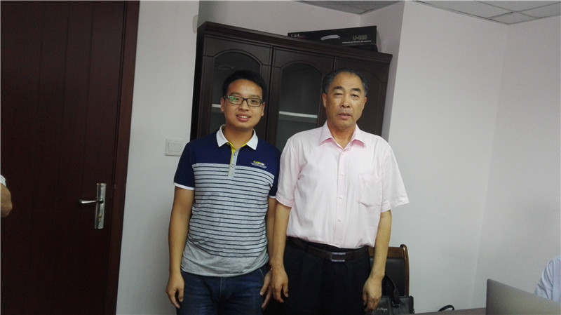 肖川江与原中央办公厅保障局局长，中国低碳委员会主任黄克雨.jpg
